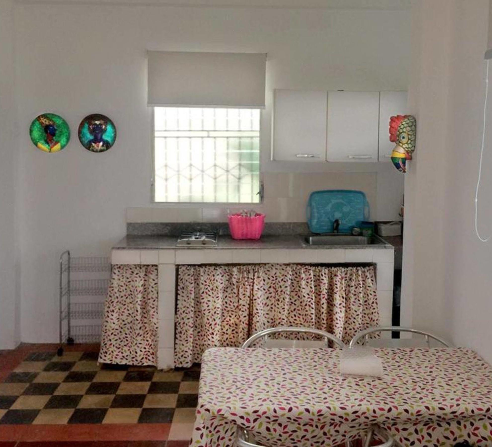 Casa Del Rayo Verde Hotelito Solidario Portobelo Exteriör bild